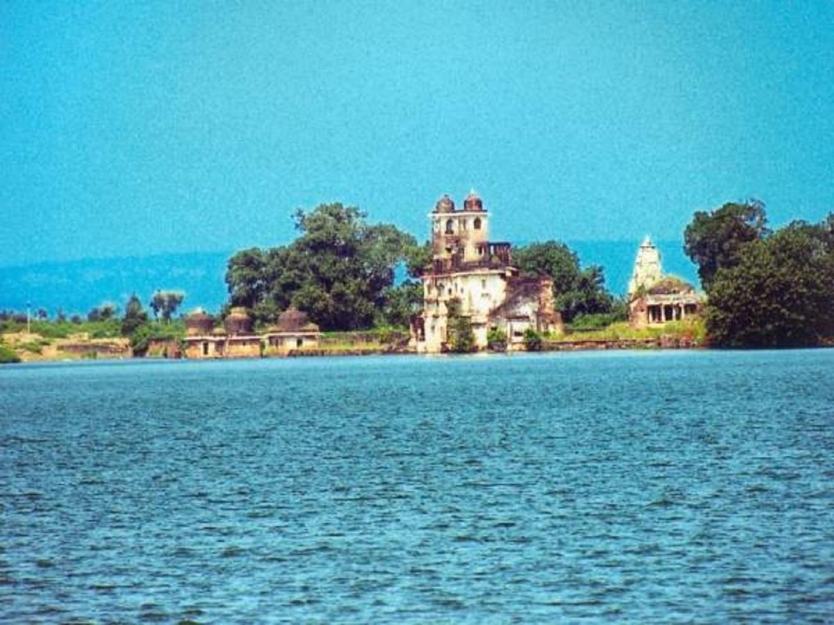 Fort Begu Begun Bagian luar foto