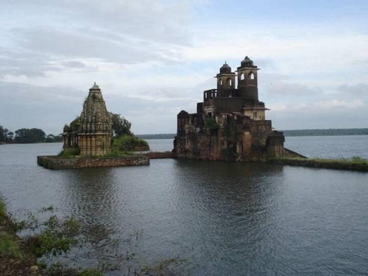 Fort Begu Begun Bagian luar foto